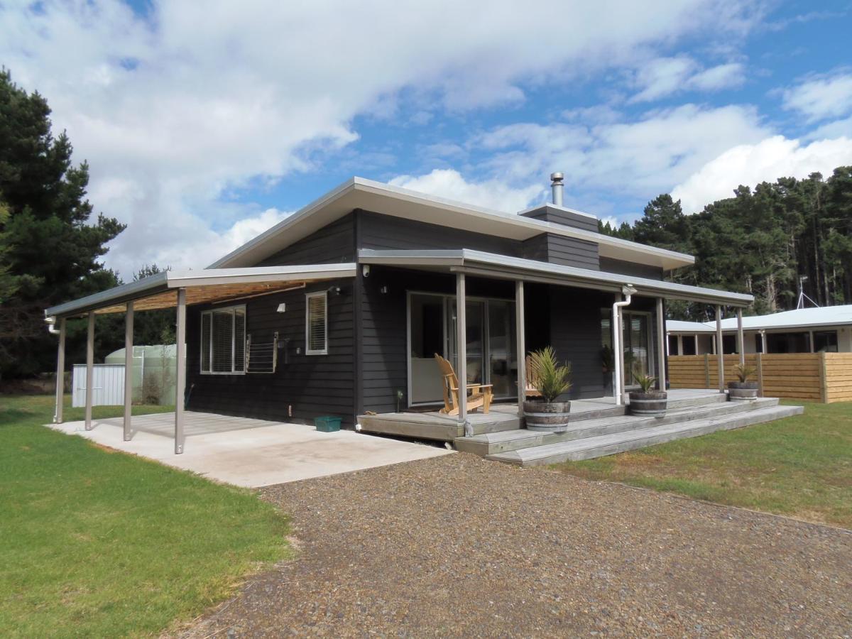 Nikau'S On Palmer Foxton Beach ภายนอก รูปภาพ